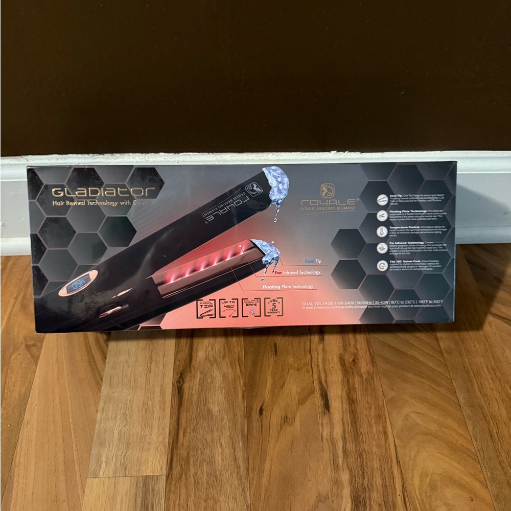 Royale Gladiator Hair Straightener - Picture 2 of 4